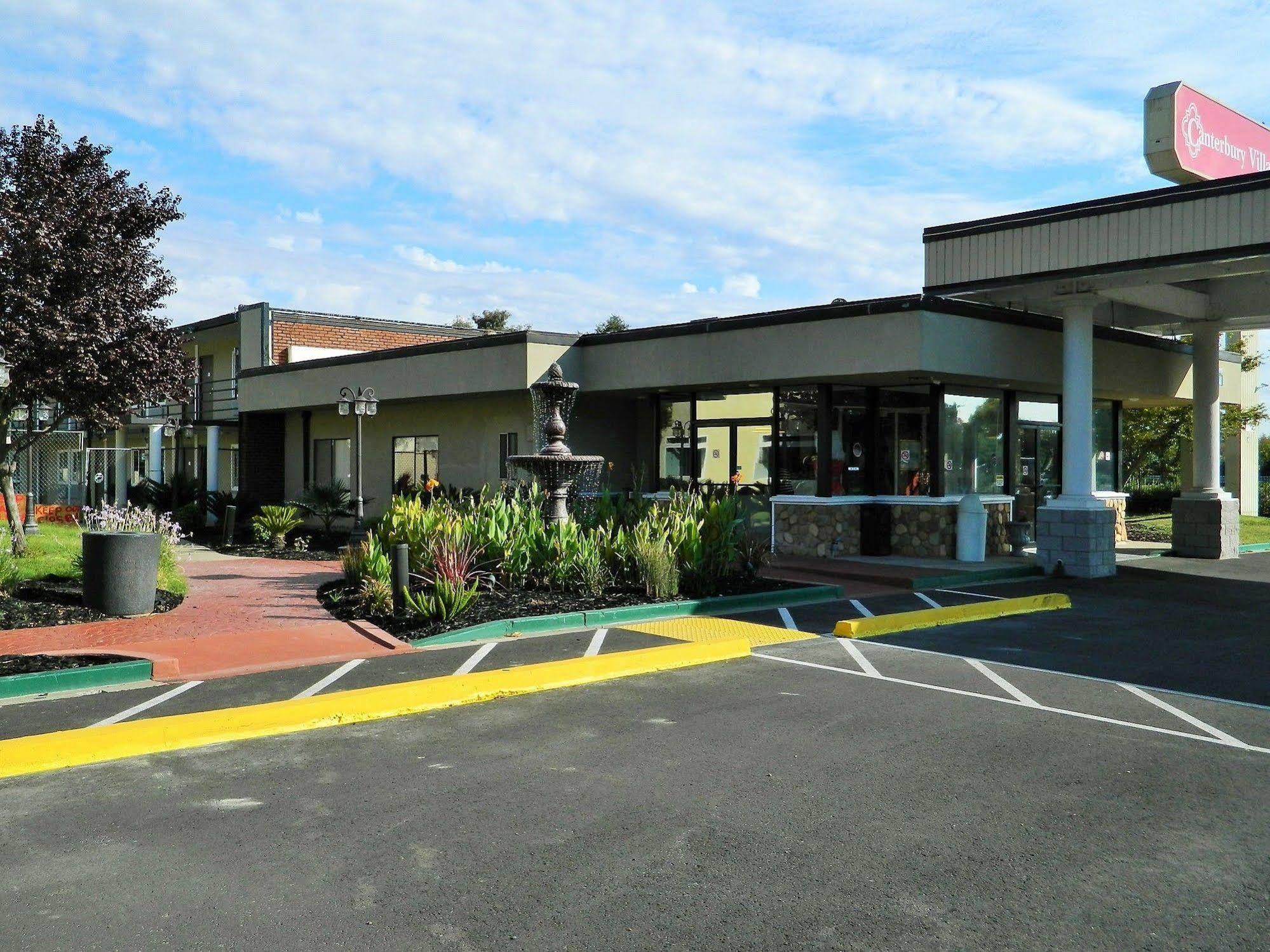 Surestay Plus Hotel By Best Western Sacramento Cal Expo Exterior photo